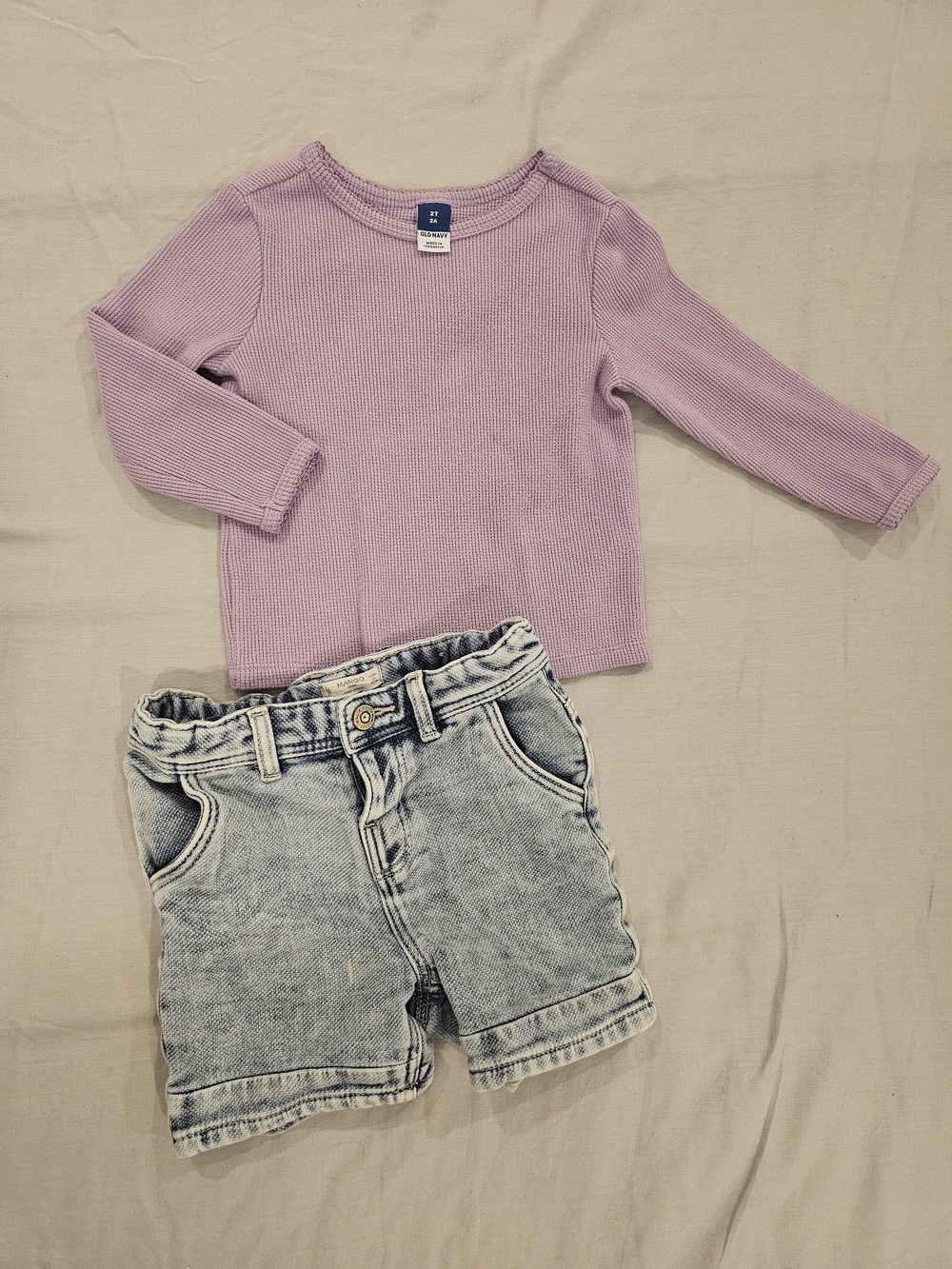 🧸2/20$ Bundle Of 2 - Mango Shorts Old Navy Top Pink Size 2T